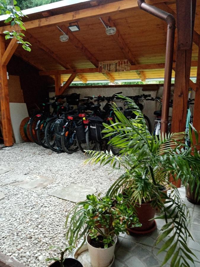 Balla Apartmanhaz Siofok Luaran gambar