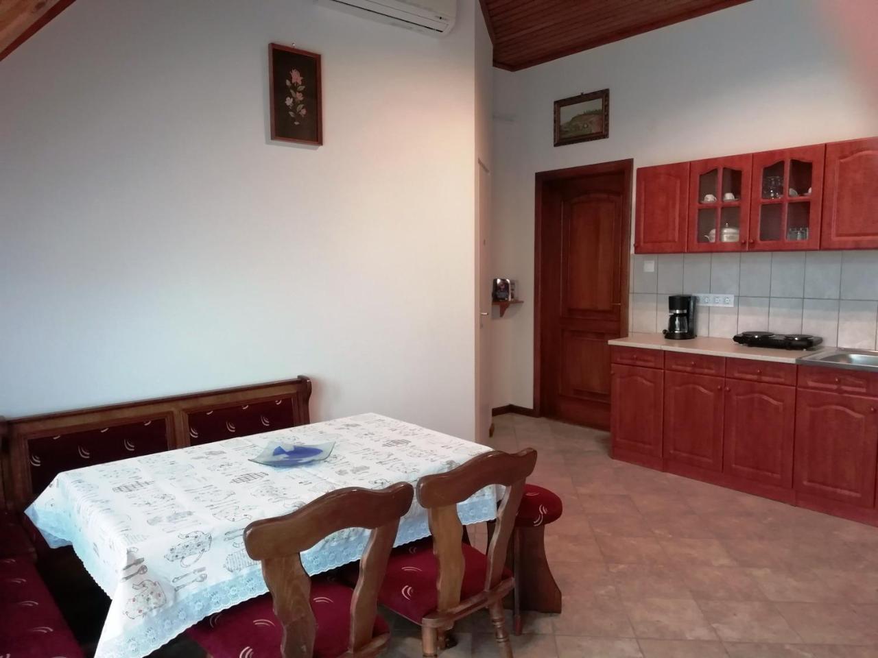 Balla Apartmanhaz Siofok Luaran gambar