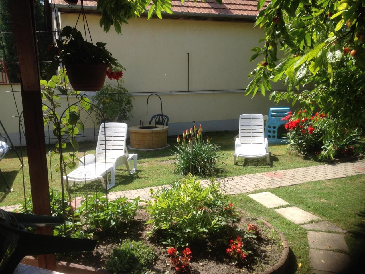 Balla Apartmanhaz Siofok Luaran gambar